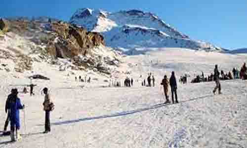 Rohtang Pass ( 52 Kms from Manali )